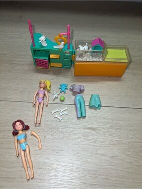 2003 Polly Pocket Designer Mall Shops Pet Store Playset + Pets & Dolls